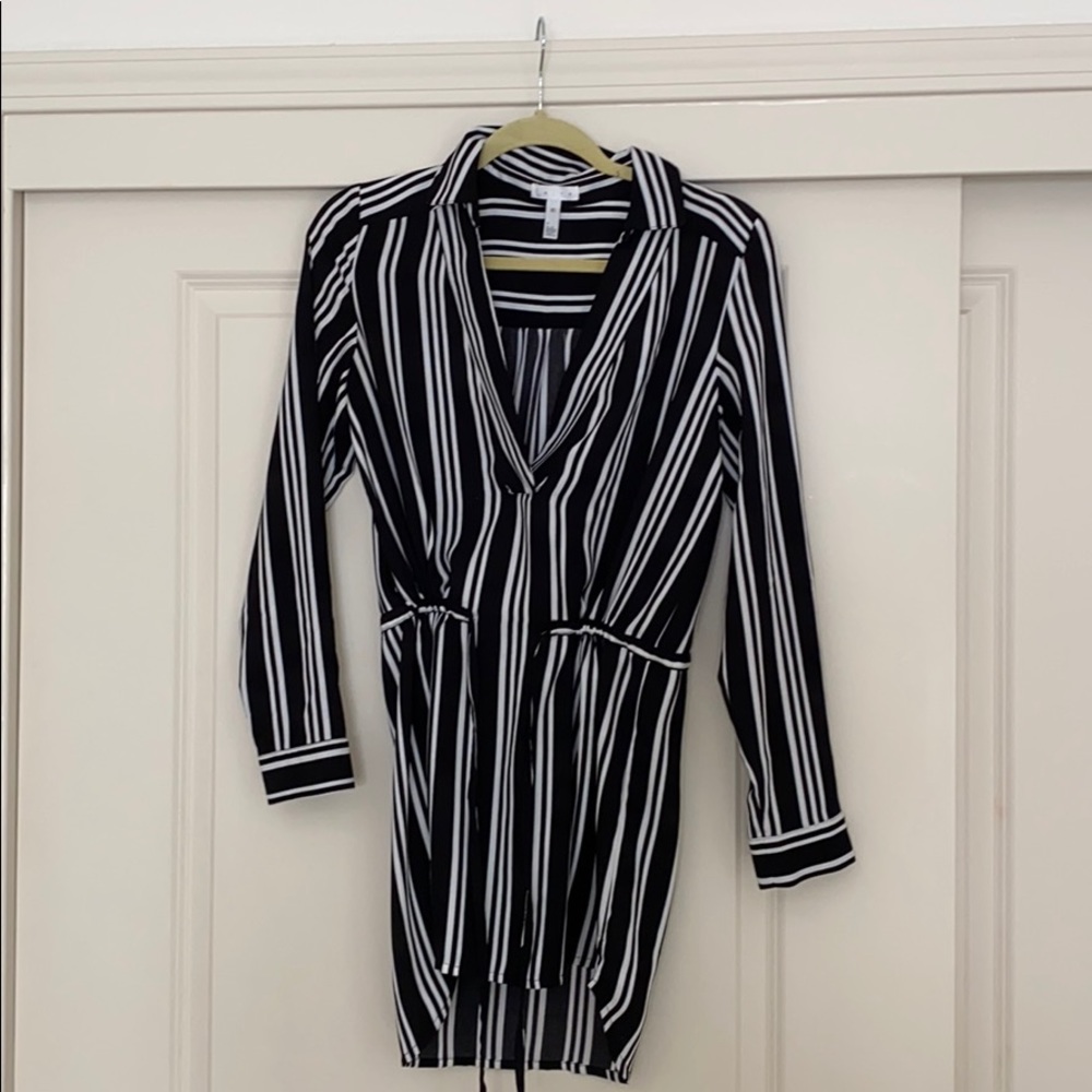 Black and white striped tunic